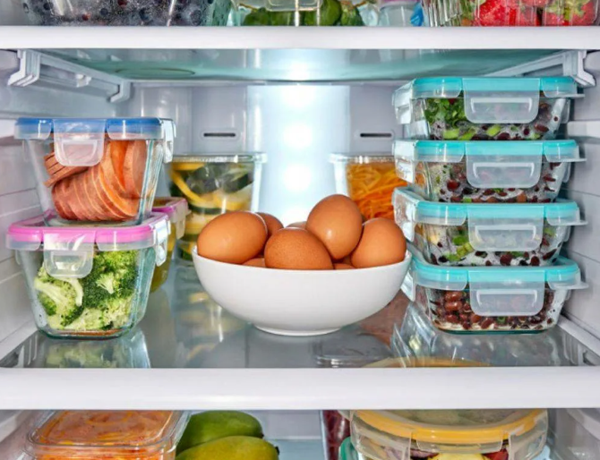 Фотография к новости Какие продукты нужно хранить в холодильниках